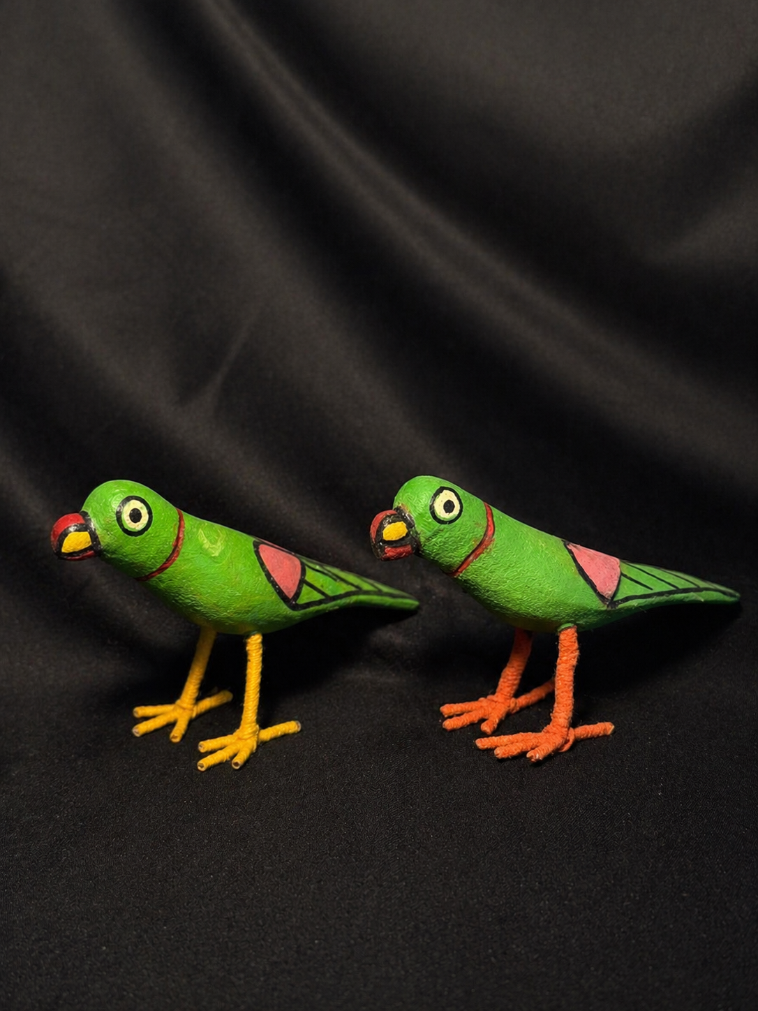 Twin Parrot Delight