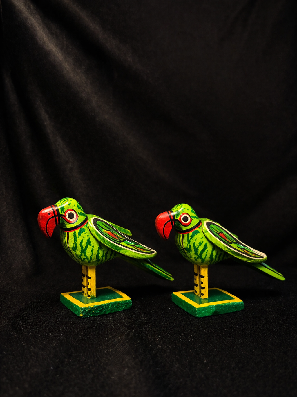 Prakriti Twin Parrots