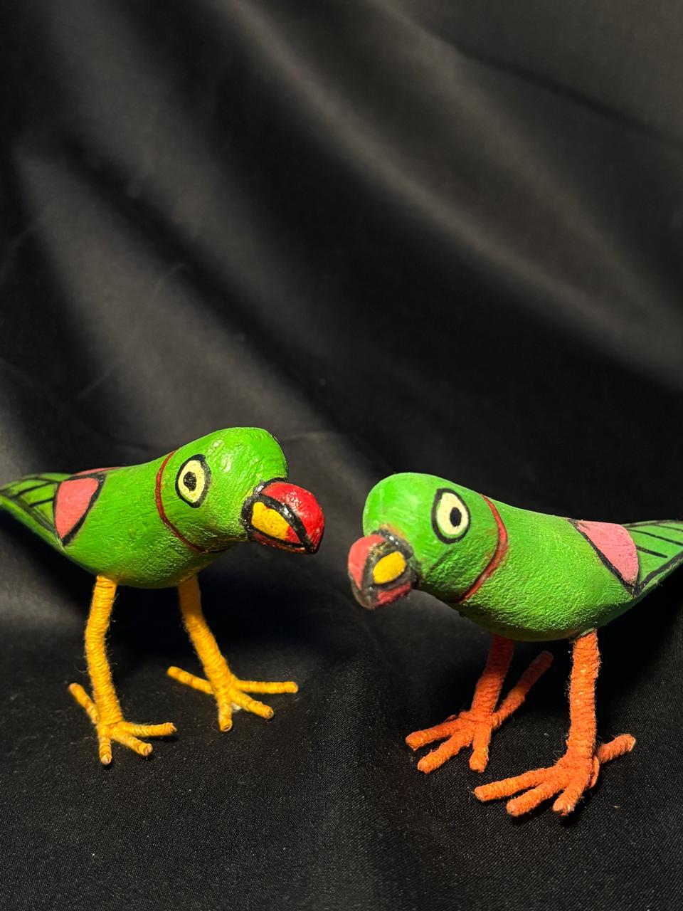 Twin Parrot Delight